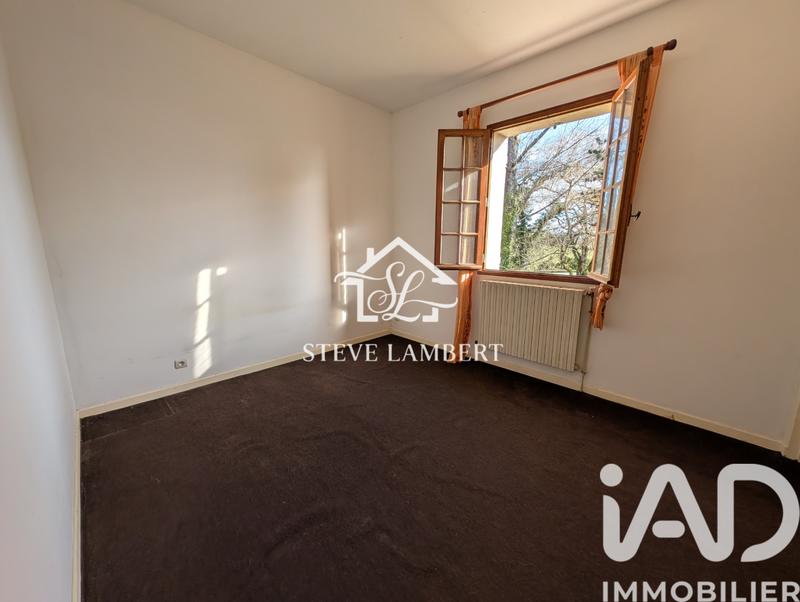 Maison - 210 m² - 6 pièces