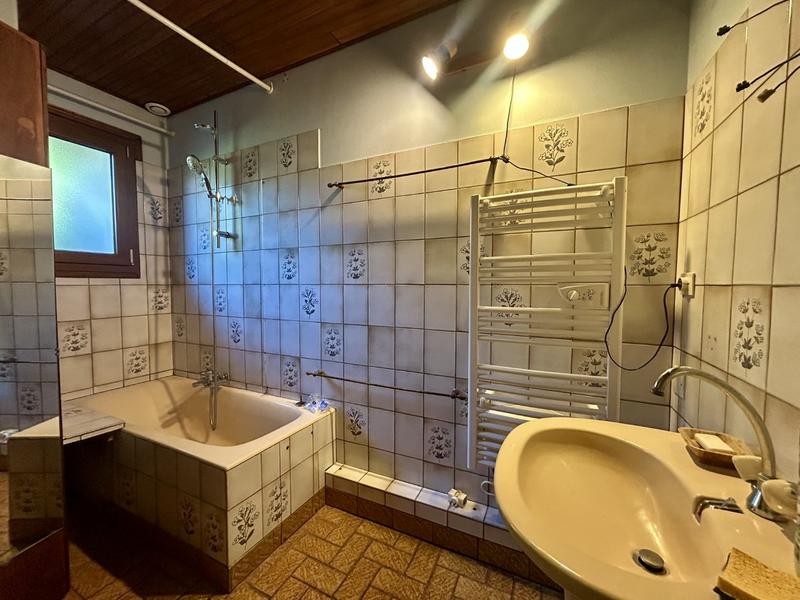 Maison - 93 m² - 5 pièces