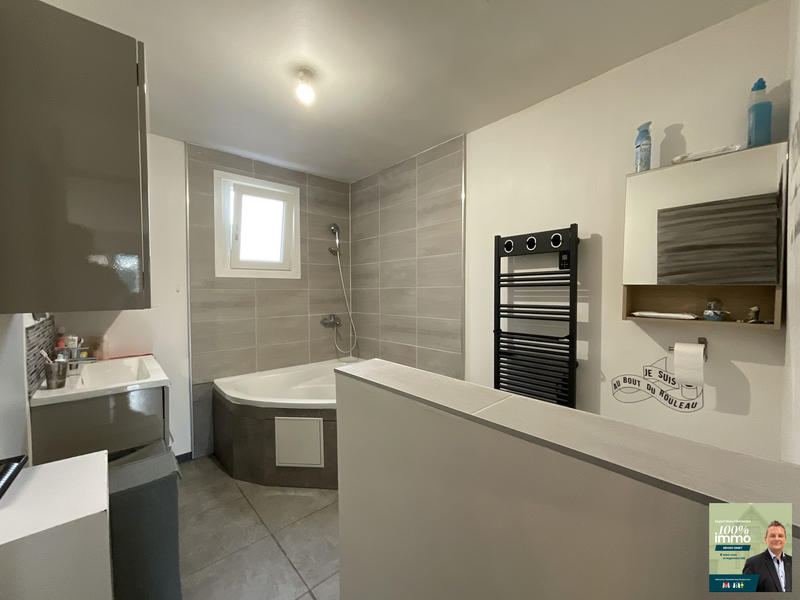 Maison - 100 m² - 5 pièces