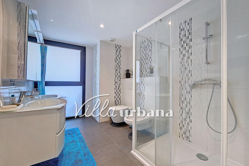 Appartement - 130 m² - 4 pièces