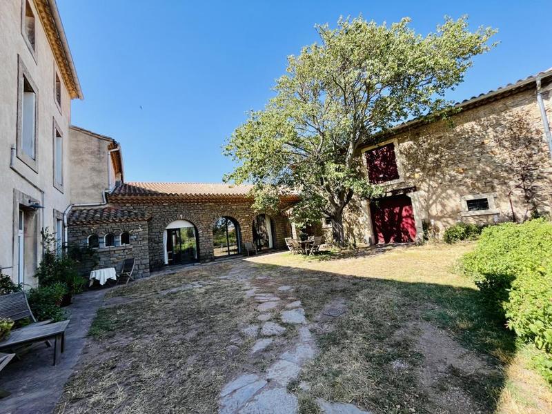 Maison de maîtres - 430 m² - 10 pièces
