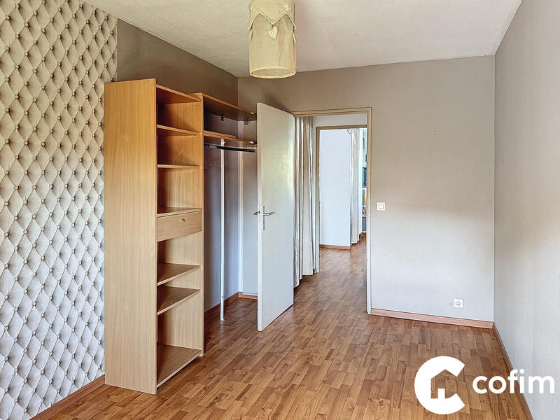 Appartement - 96 m² - 5 pièces