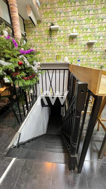 Fonds de commerce - Magasins - 89 m²