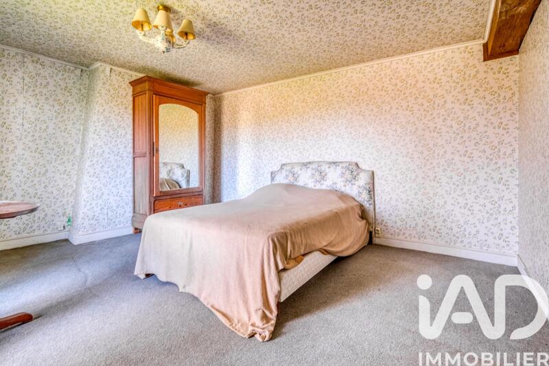 Maison - 300 m² - 10 pièces