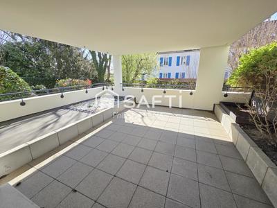 Appartement - 75 m² - 3 pièces