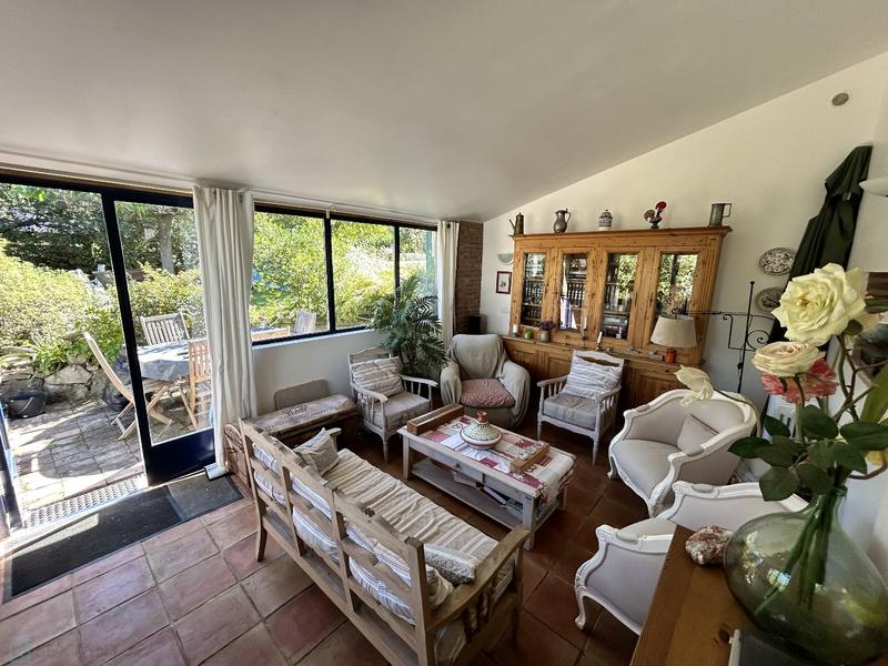 Maison en pierre - 187 m² - 9 pièces