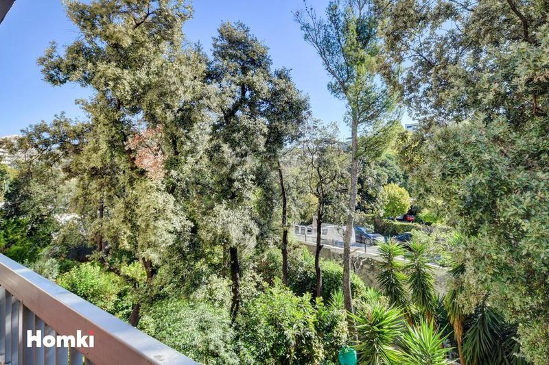 Appartement - 99 m² - 4 pièces