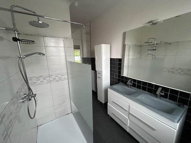 Appartement - 116 m² - 4 pièces