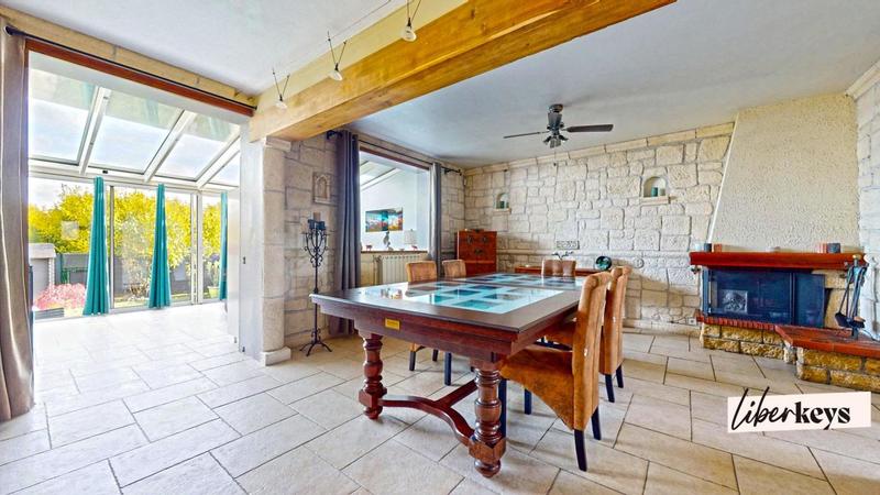 Maison - 118 m² - 7 pièces