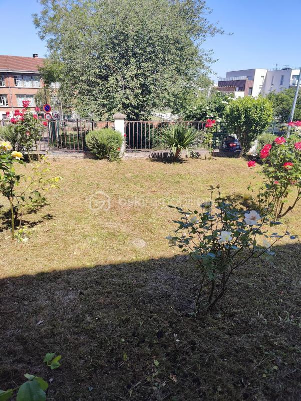 Maison traditionnelle - 115 m² - 8 pièces