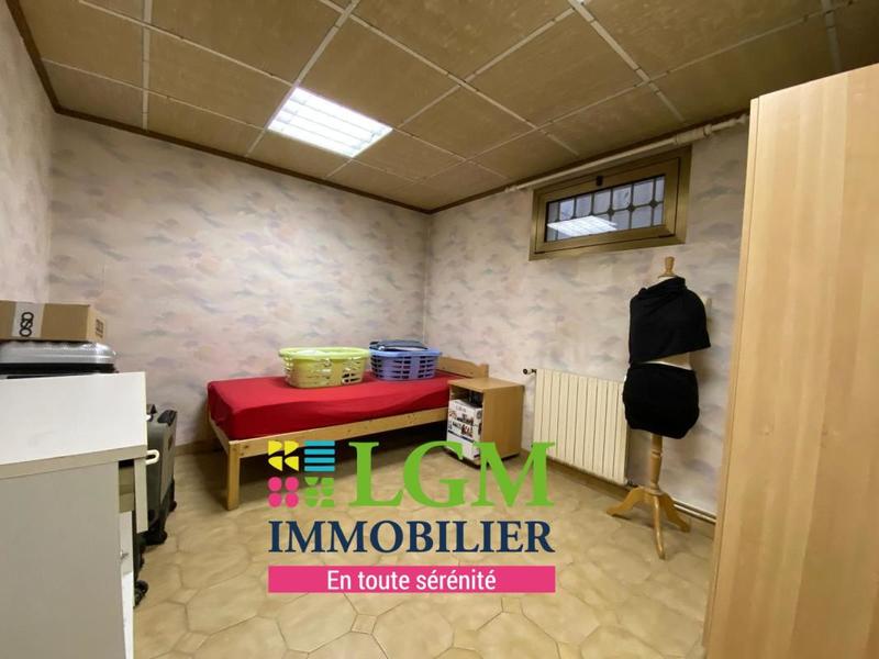 Maison - 230 m² - 6 pièces