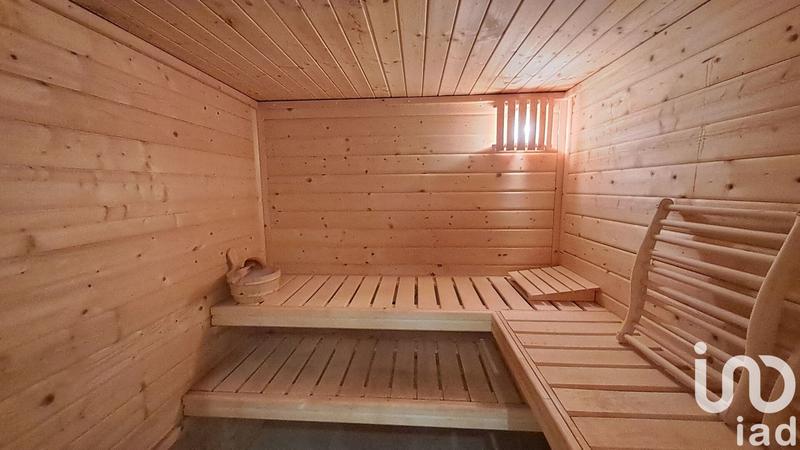 Maison - 170 m² - 8 pièces