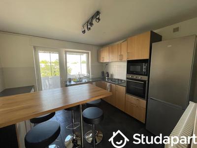 Chambre - 13 m² - 1 pièce