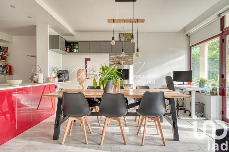 Appartement - 80 m² - 4 pièces