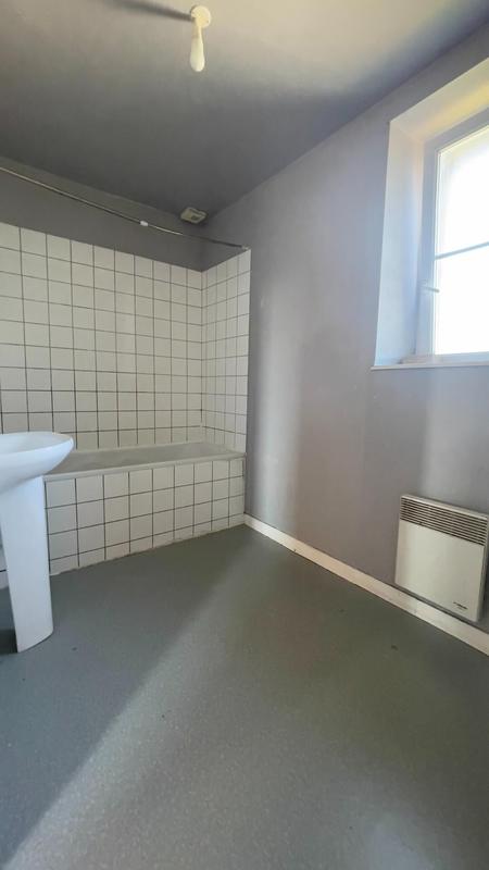 Maison - 121 m² - 6 pièces