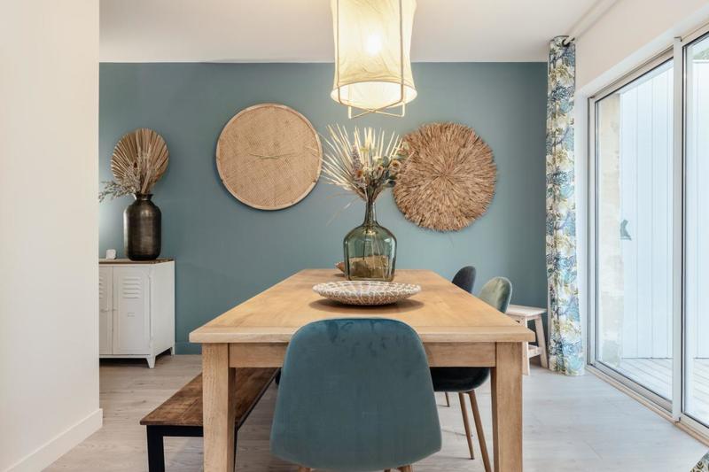 Maison - 241 m² - 12 pièces