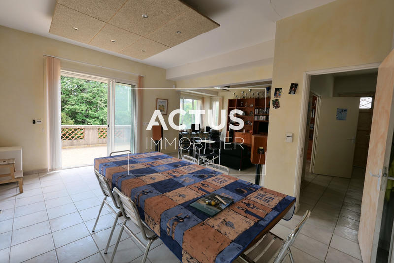 Maison - 125 m² - 5 pièces