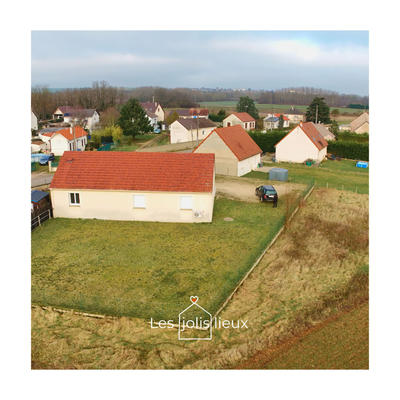 Local d'activité / Entrepôt - 121 m² - 4 pièces