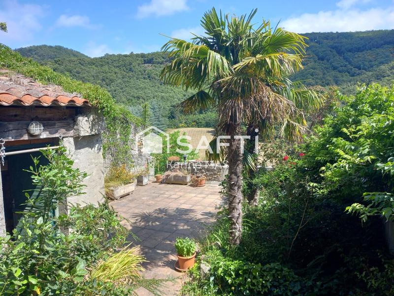 Maison - 147 m² - 8 pièces