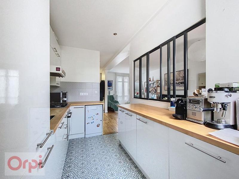 Maison - 207 m² - 6 pièces