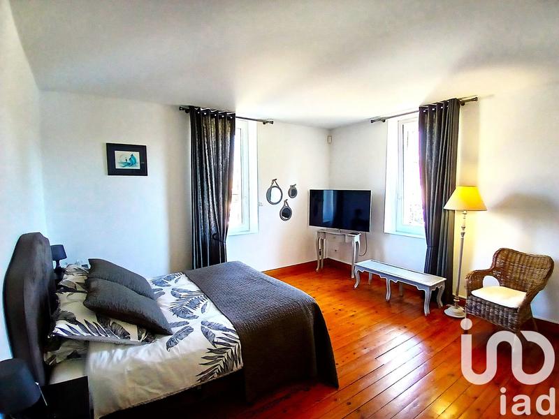 Maison de ville - 319 m² - 8 pièces