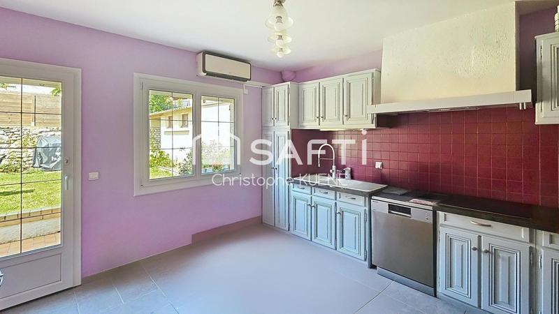 Maison - 193 m² - 7 pièces