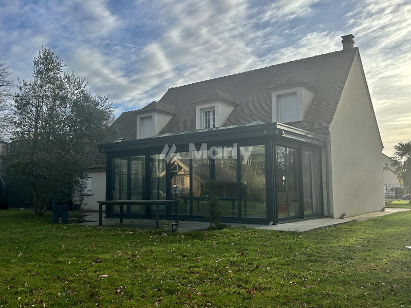 Maison contemporaine - 215 m² - 7 pièces