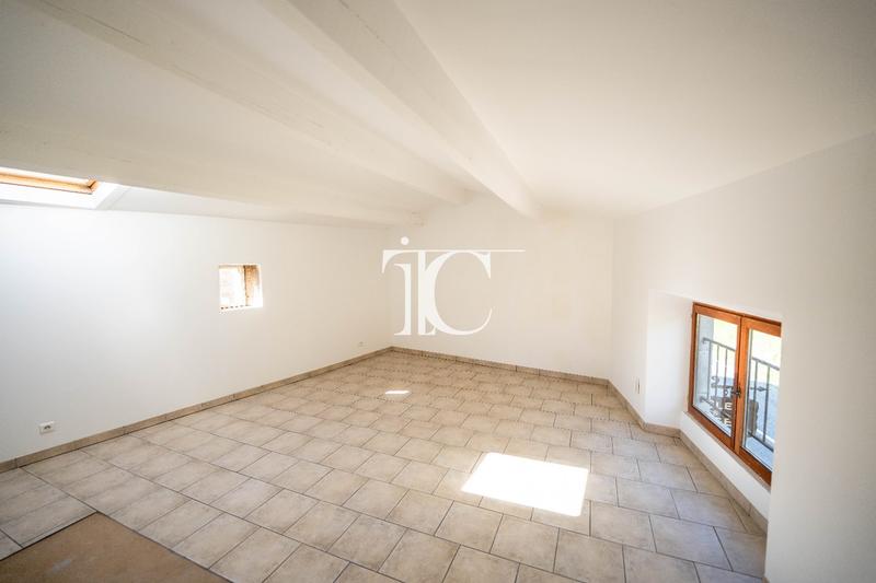 Appartement - 139 m² - 4 pièces