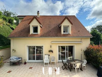 Maison - 135 m² - 5 pièces