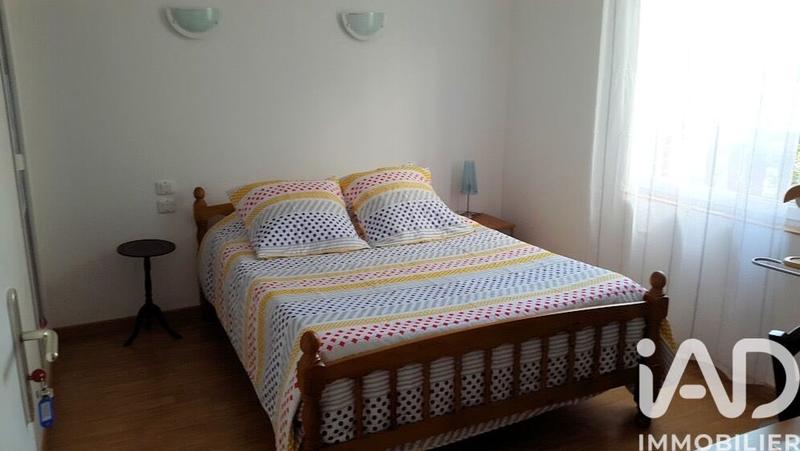 Maison - 185 m² - 10 pièces