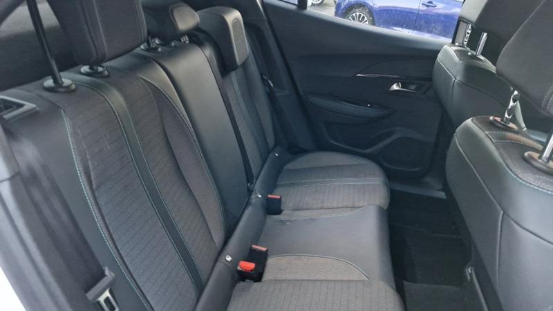 Peugeot 2008 Bluehdi 130 Ss Eat8 Allure