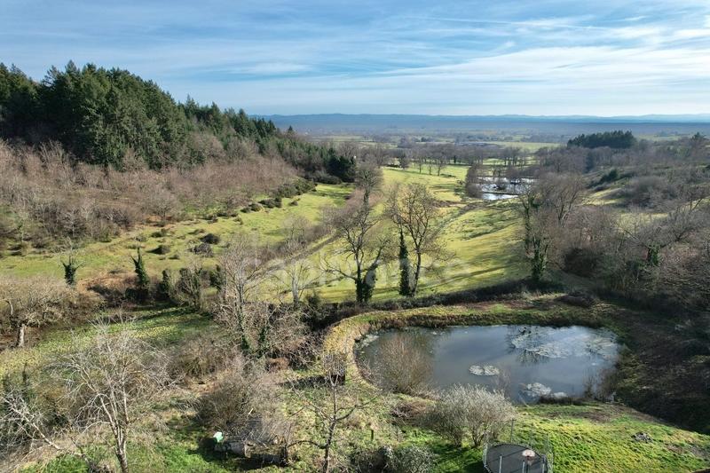 Maison en pierre - 220 m² - 8 pièces