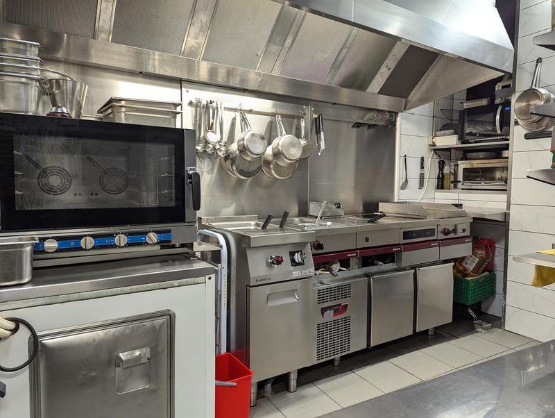 Fonds de commerce - 140 m²