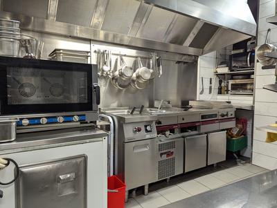 Fonds de commerce - 140 m²