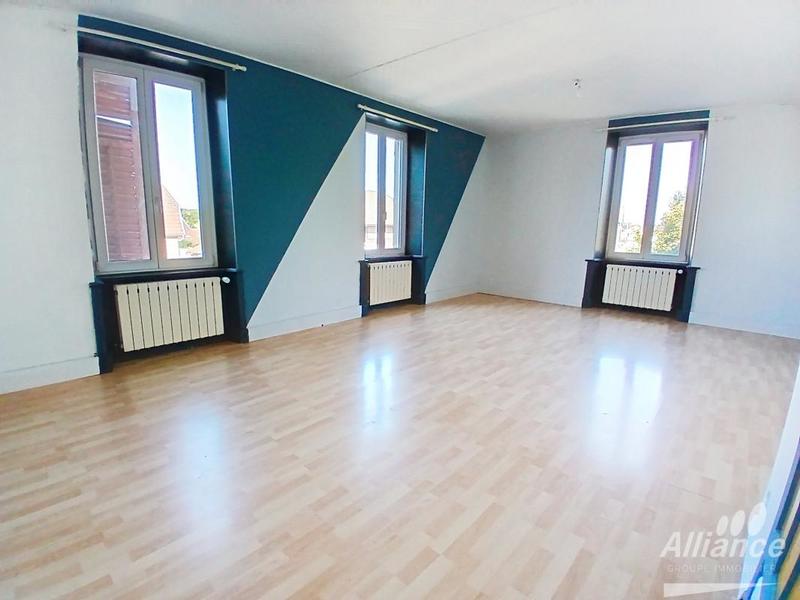 Appartement - 104 m² - 4 pièces