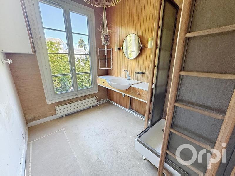 Demeure - 175 m² - 6 pièces