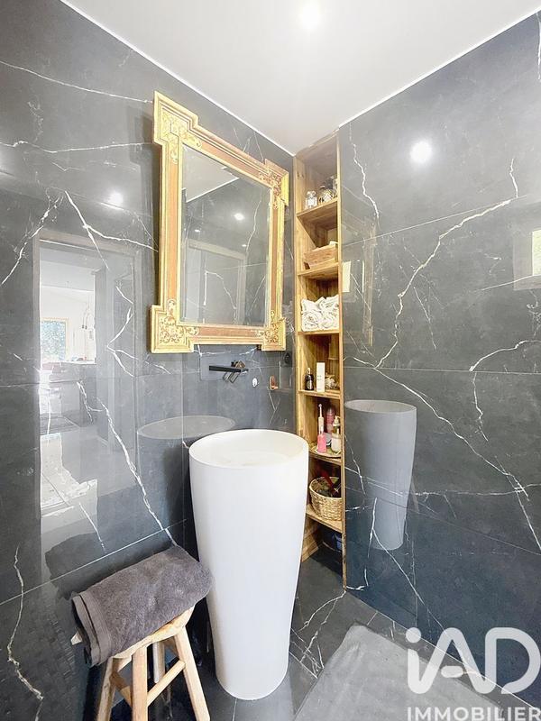 Maison - 145 m² - 5 pièces