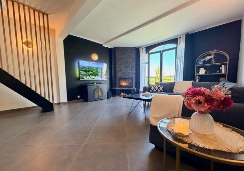 Villa - 200 m² - 7 pièces