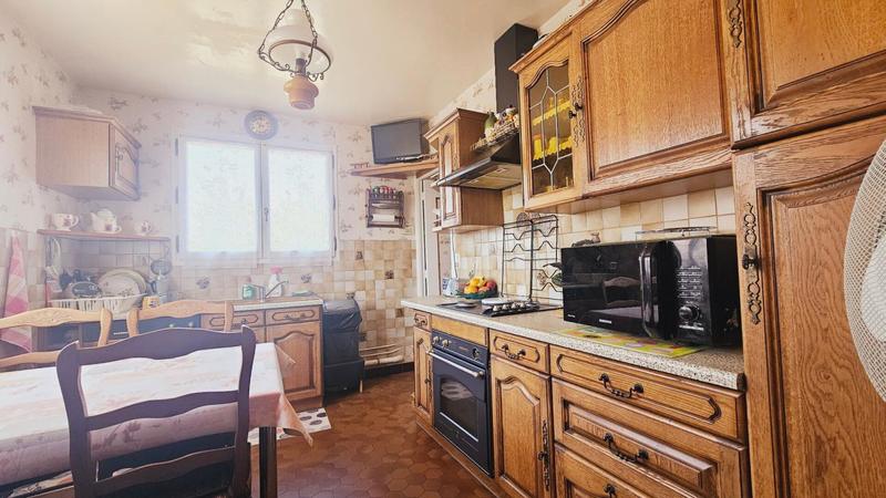 Maison - 96 m² - 5 pièces