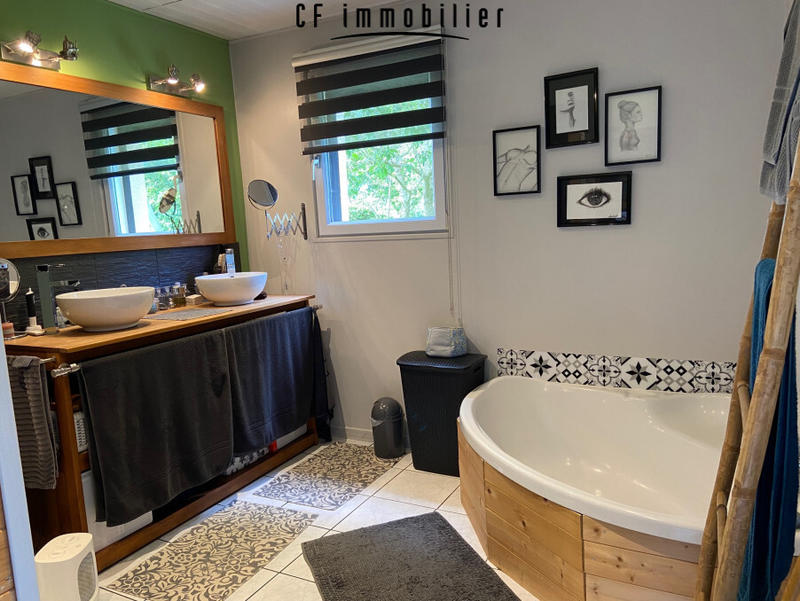 Maison - 127 m² - 6 pièces