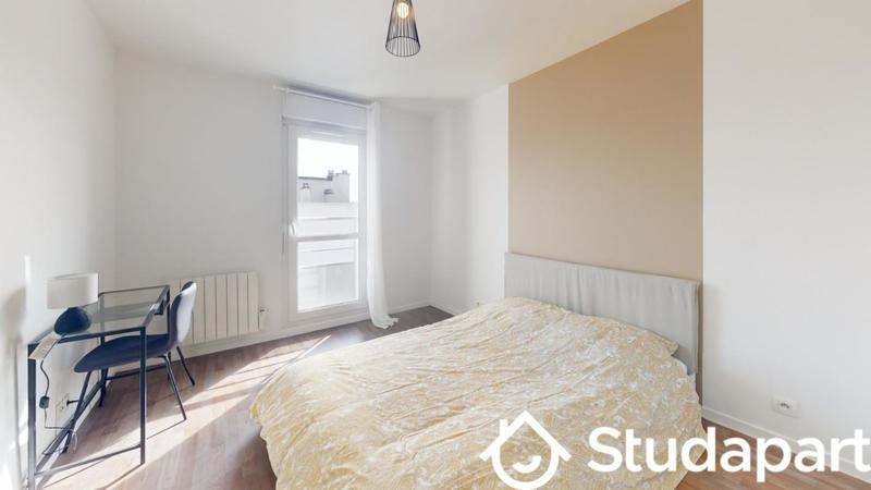 Chambre - 13 m² - 1 pièce