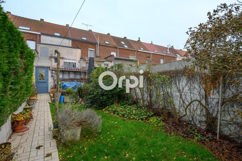 Maison - 99 m² - 4 pièces