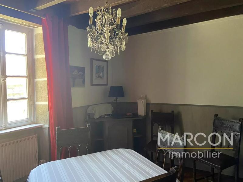 Propriété - 122 m² - 5 pièces