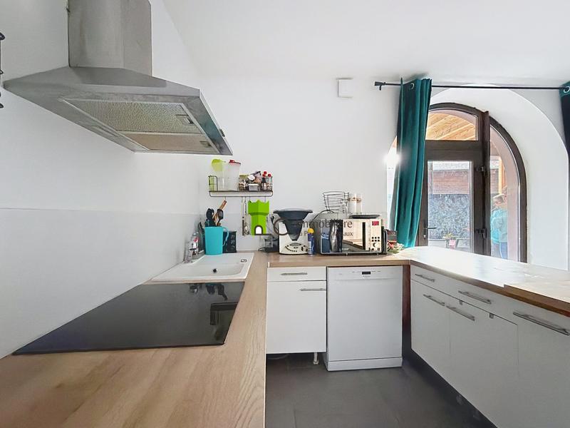 Appartement - 93 m² - 3 pièces