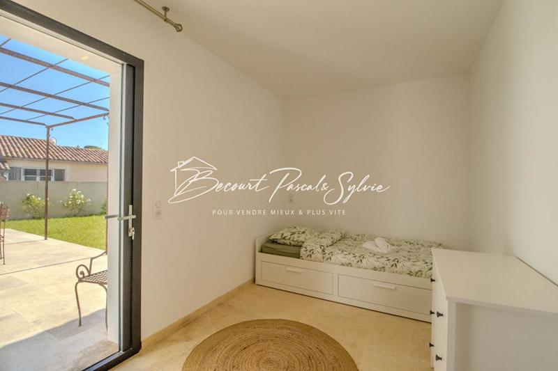 Maison - 180 m² - 7 pièces