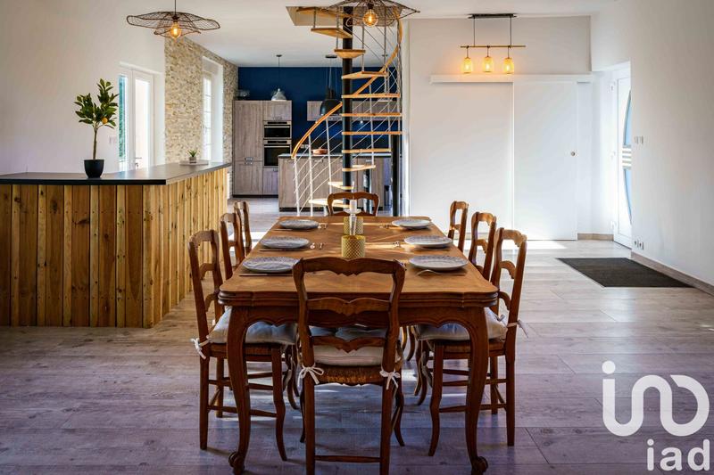 Maison de village - 280 m² - 7 pièces