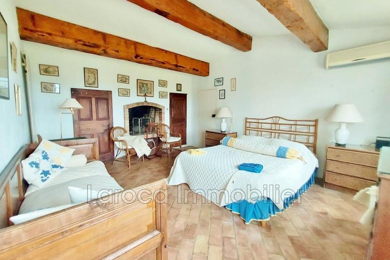 Villa - 260 m² - 7 pièces