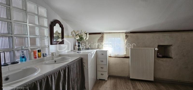 Maison ancienne - 165 m² - 7 pièces