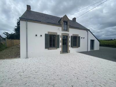 Maison - 130 m² - 8 pièces