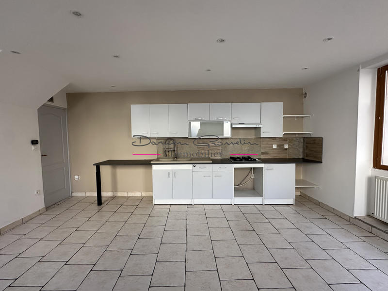 Maison - 80 m² - 4 pièces